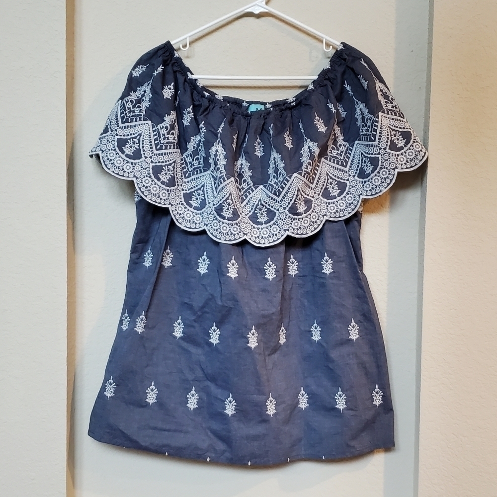 South Main Chambray Eyelet Lace Blouse Boho Cottage Core Denim Blue Size 1X/2X